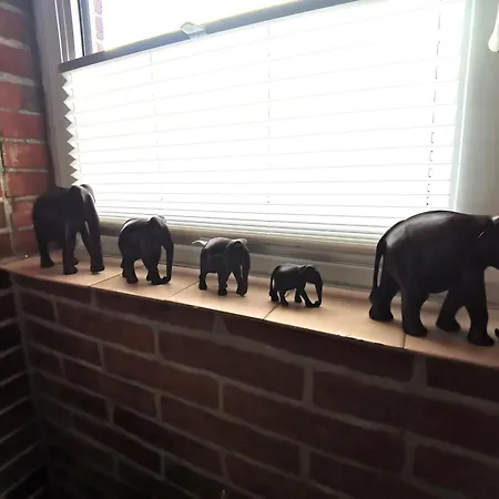 아파트 Dorfidylle Wiesens 아우리흐